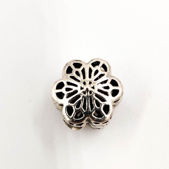 Pandora Floral Lace Daisy Clip Charm Silver - Picture 2 of 4